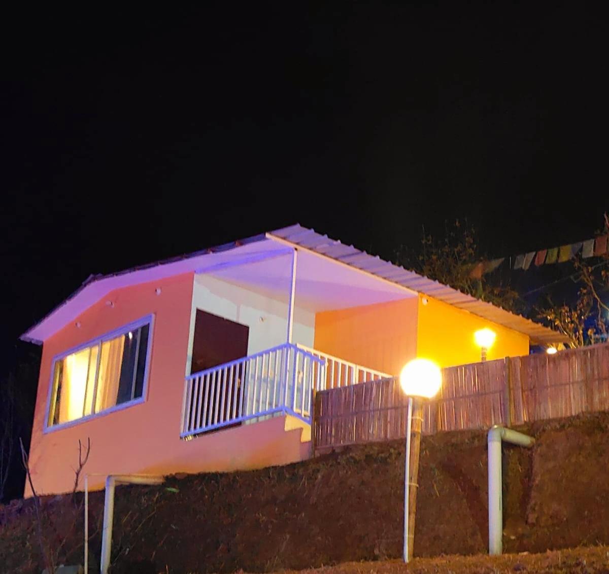 מלון The Pahadi Nest מוקטשוואר מראה חיצוני תמונה